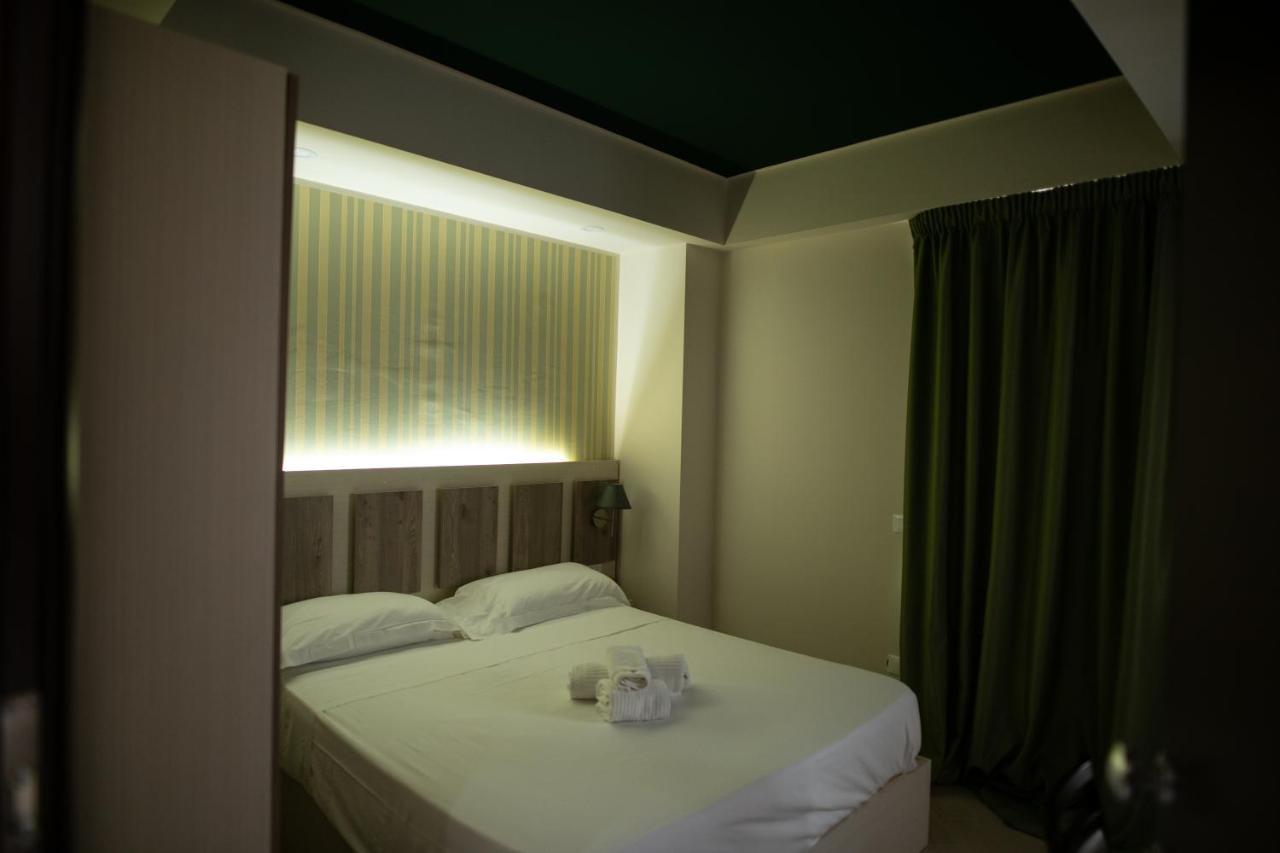 Hotel Cliche San Lucido Eksteriør billede
