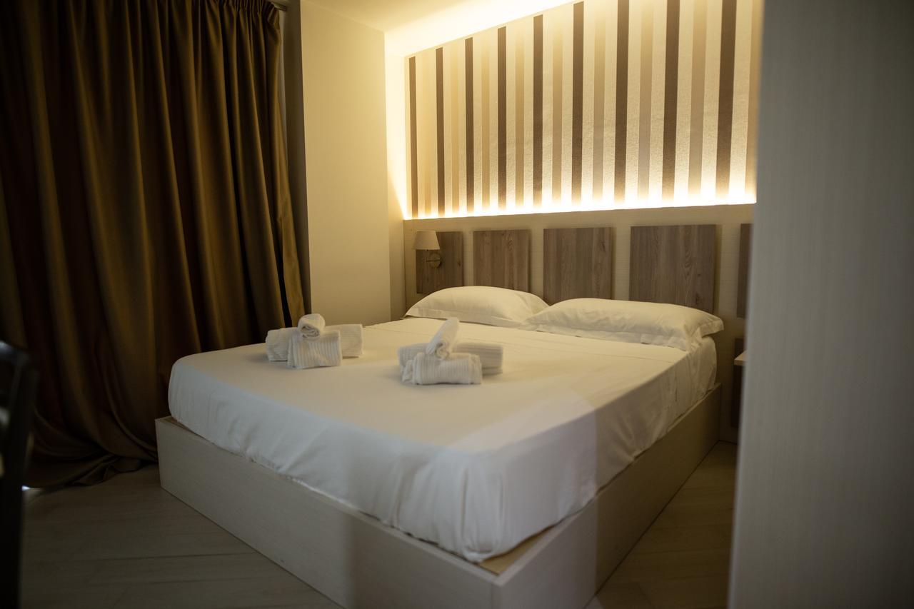 Hotel Cliche San Lucido Eksteriør billede