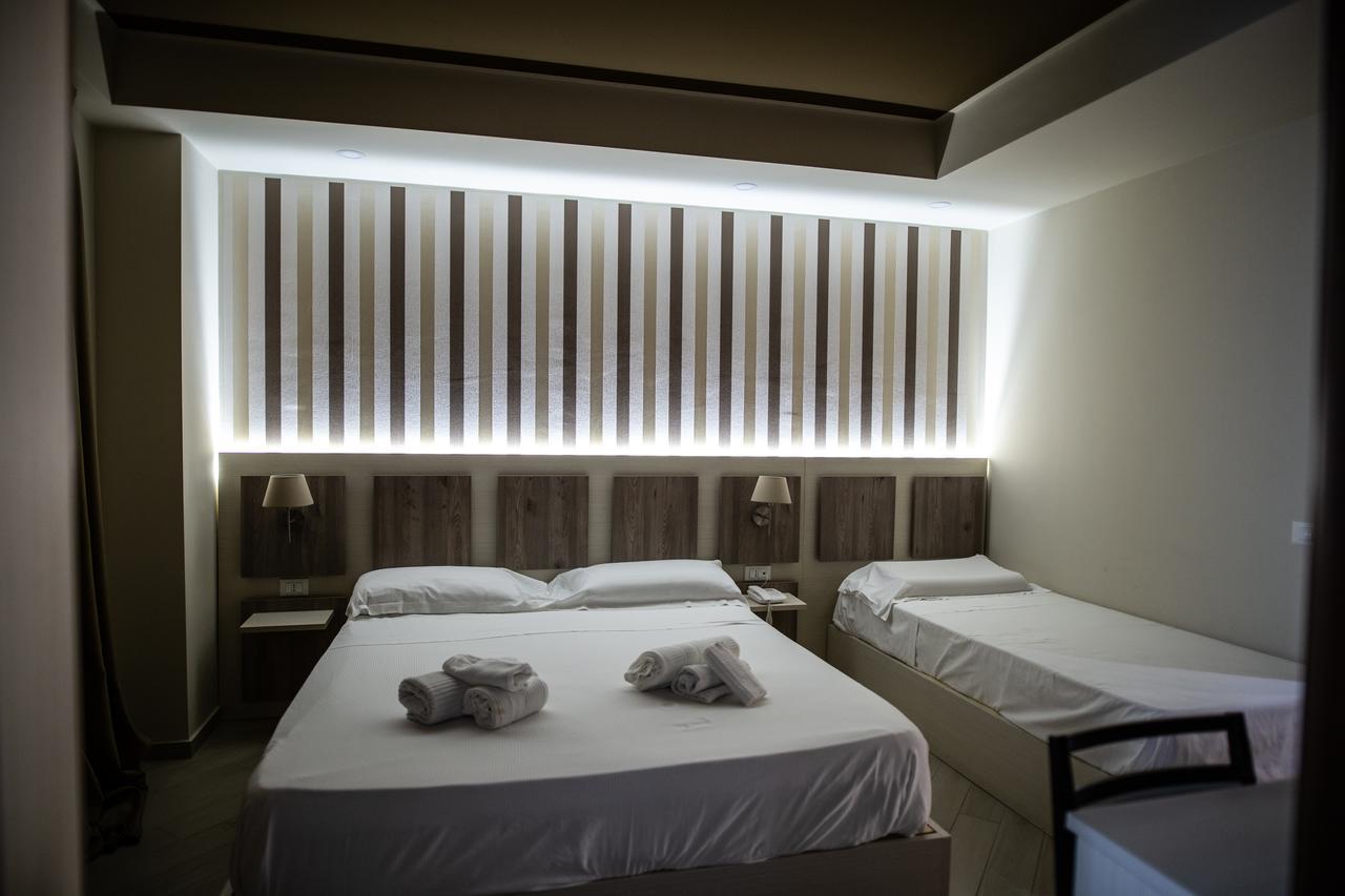 Hotel Cliche San Lucido Eksteriør billede