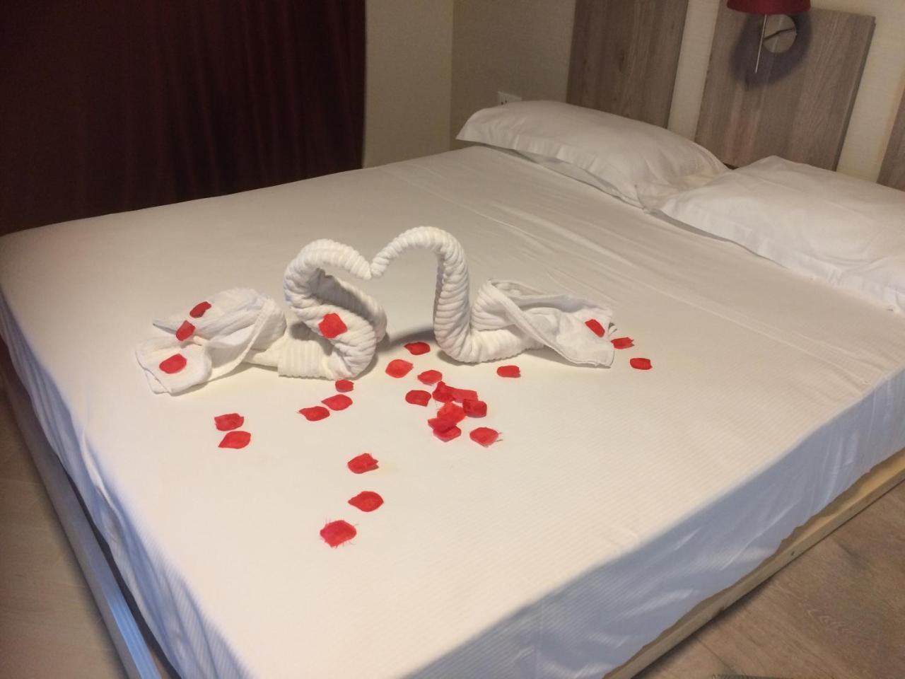 Hotel Cliche San Lucido Eksteriør billede